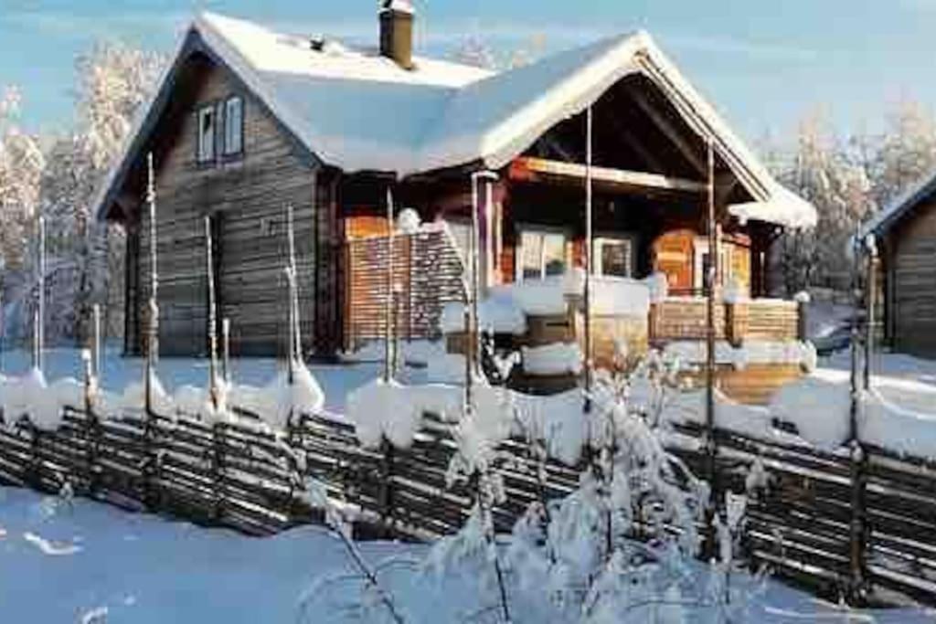 Cabin In Bruksvallarna מראה חיצוני תמונה